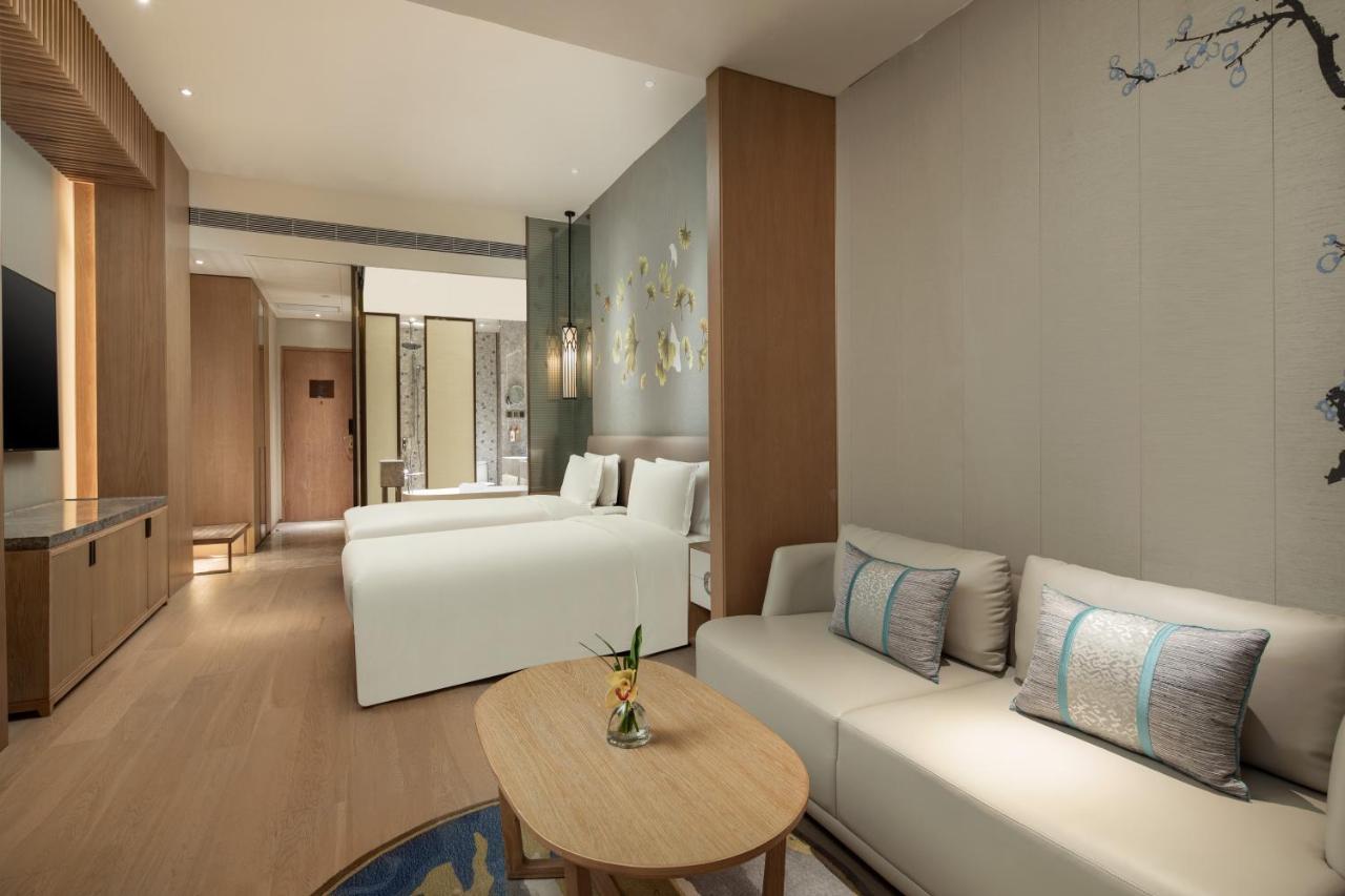 Crowne Plaza Shanghai Nanjing Road By Ihg Eksteriør bilde Deluxe Room